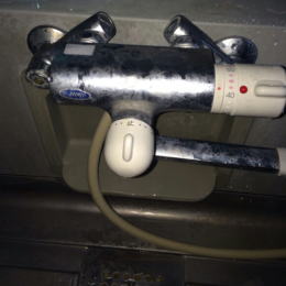 ���C�̕Ǖt����������