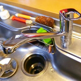 �L�b�`���̎֌�